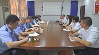 风险提示+送法上门！共治闯卡逃费顽疾.jpg